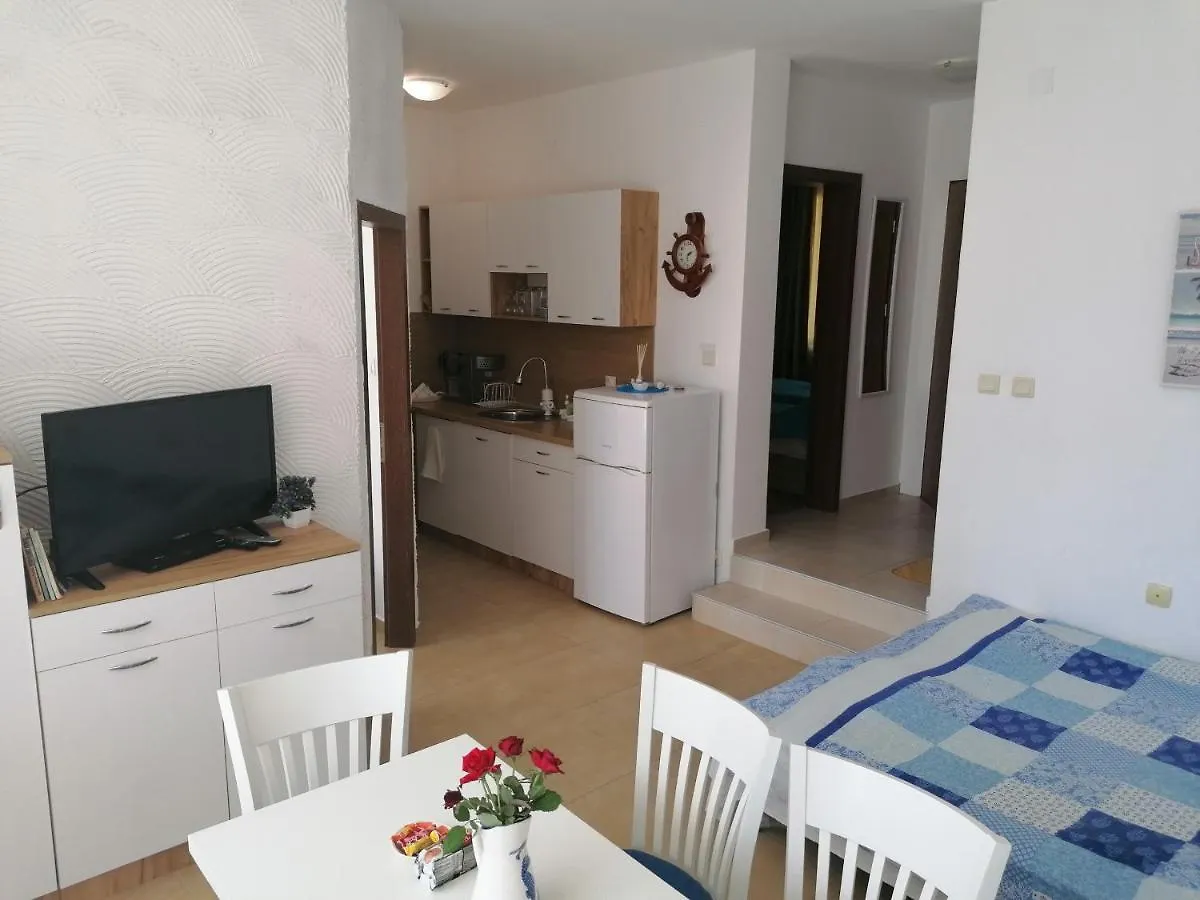 Apartments Elinor Budjaka Sozopol